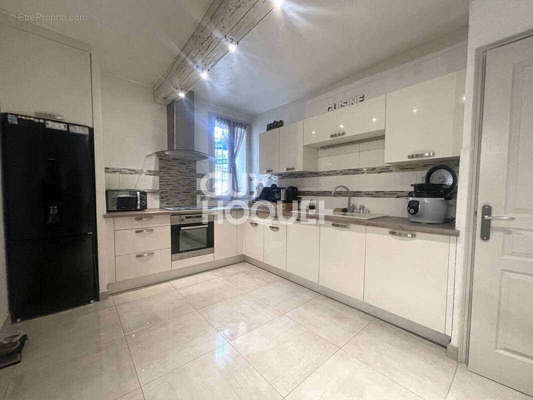 Appartement à LE MUY