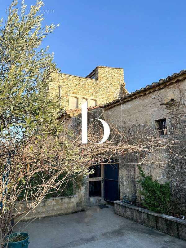 Maison à UZES