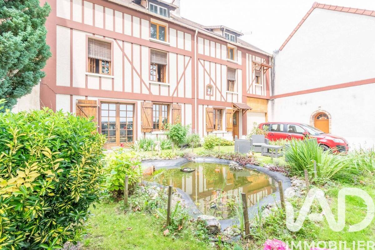 Photo 1 - Maison à ROLLEBOISE