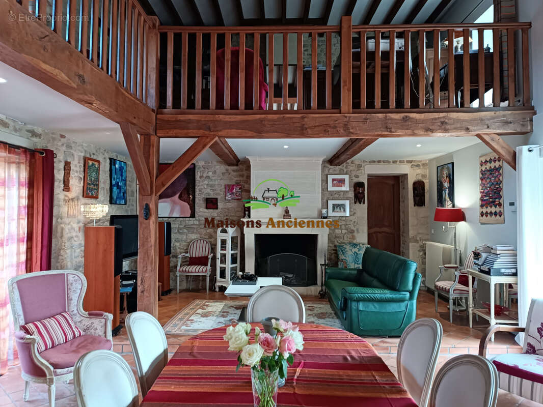 Entre caen et bayeux - maison ancienne 5 pp 192 m2, gîte40 m2, dependance et jardin - photo 10