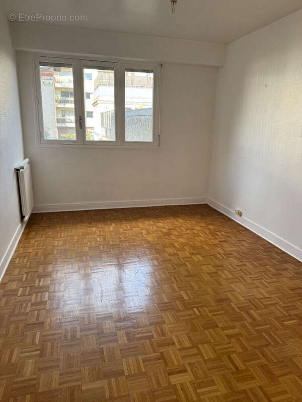 Appartement à VERSAILLES