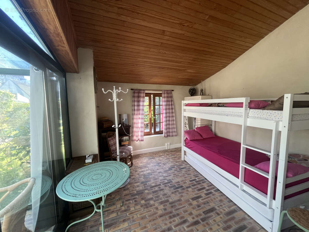 Maison à COMMES