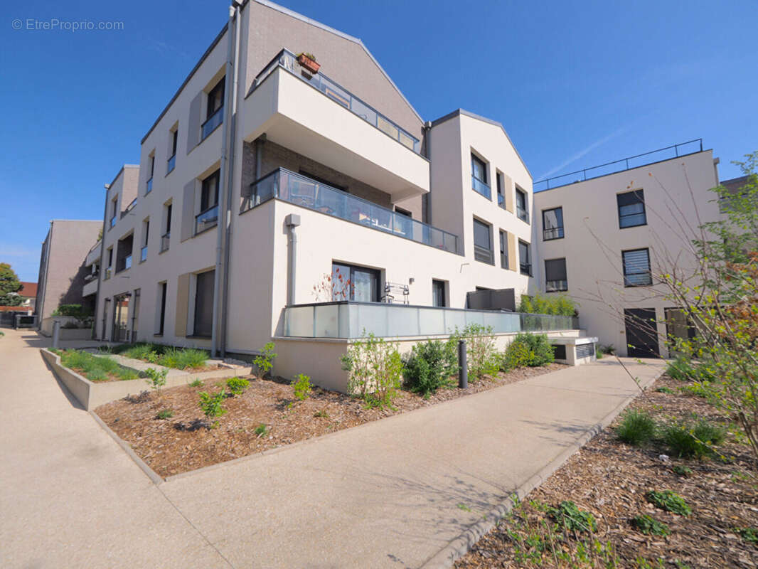 Appartement à ROMAINVILLE