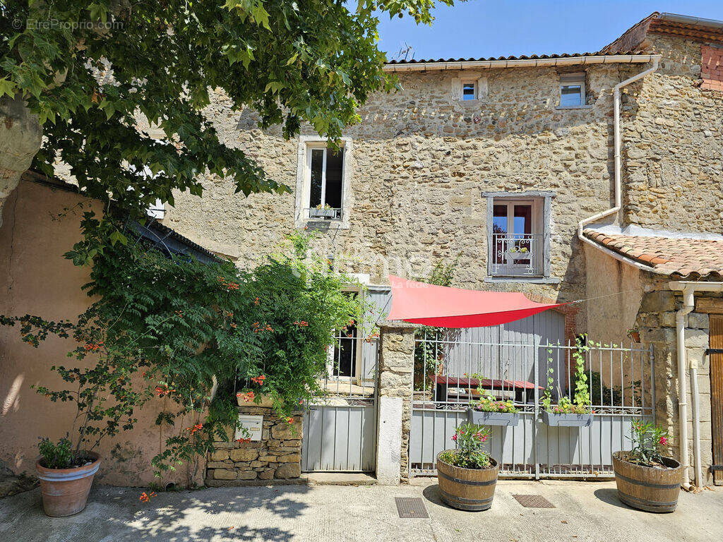 Maison à LA DIGNE-D'AMONT