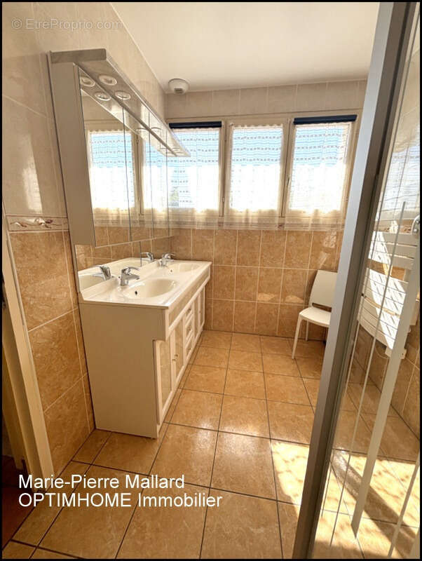 Maison familiale de 6 pièces THAURON (23) - photo 15
