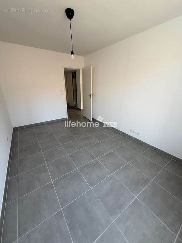Appartement à COGOLIN