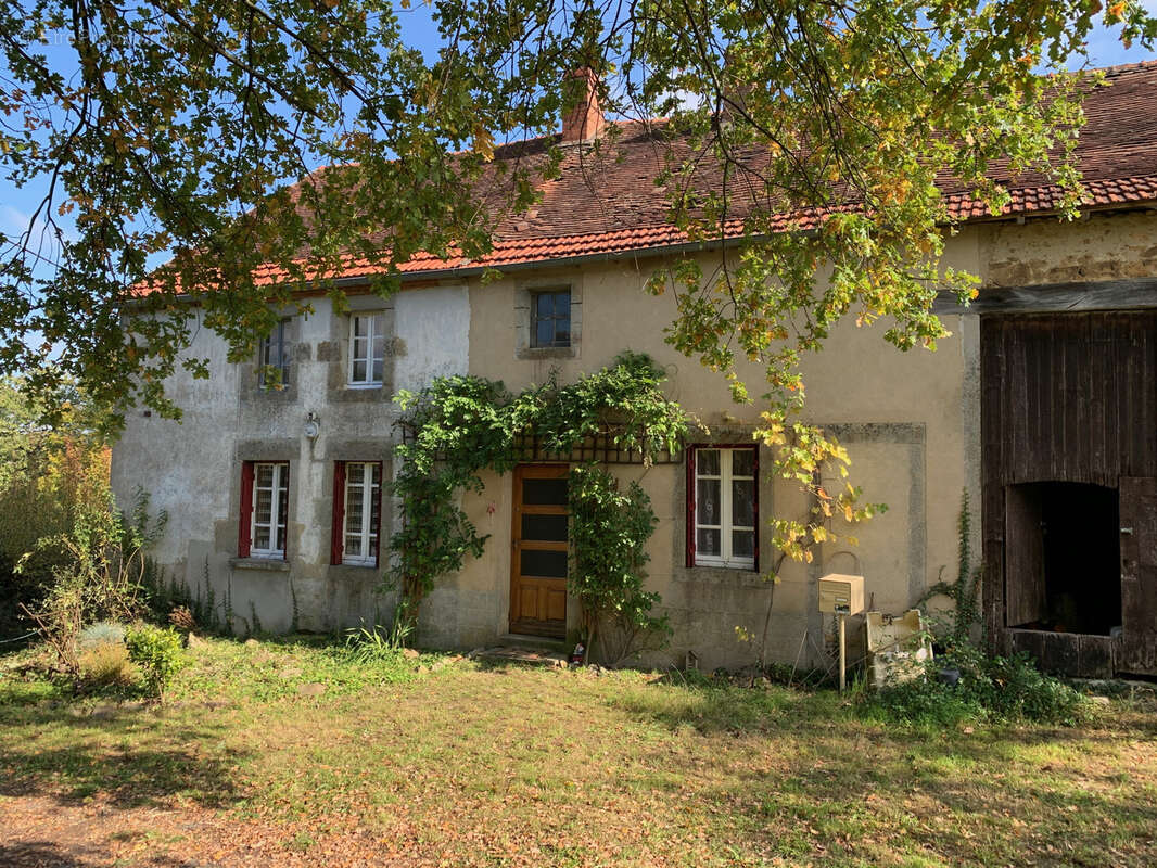 Maison à VIRLET