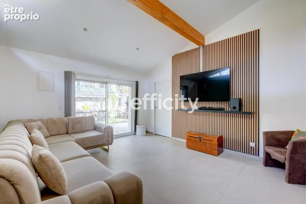 Maison 4 pièces 97 m² à vendre à Saint-Priest (69800) - photo 6