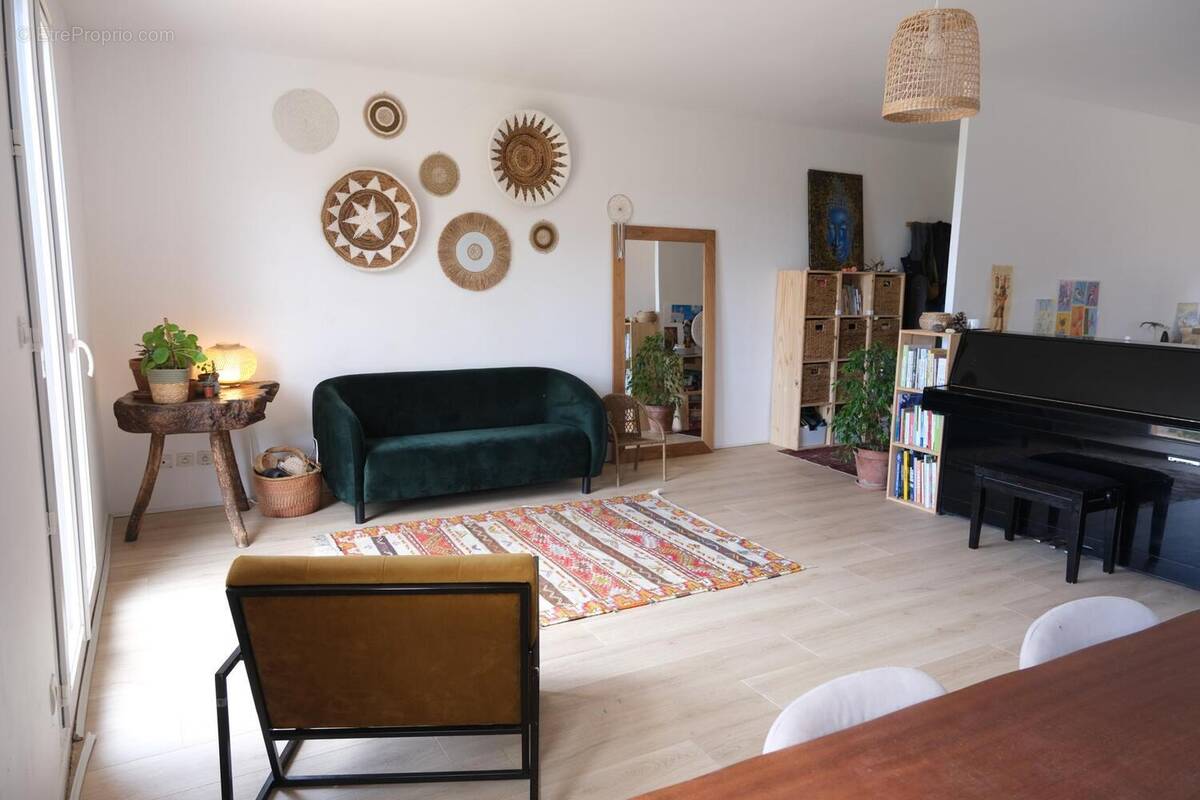 Photo 1 - Maison à PUJAUT