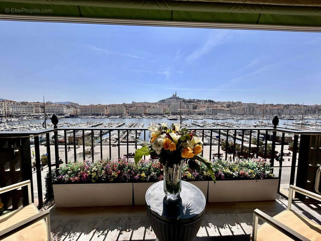 Appartement à MARSEILLE-2E