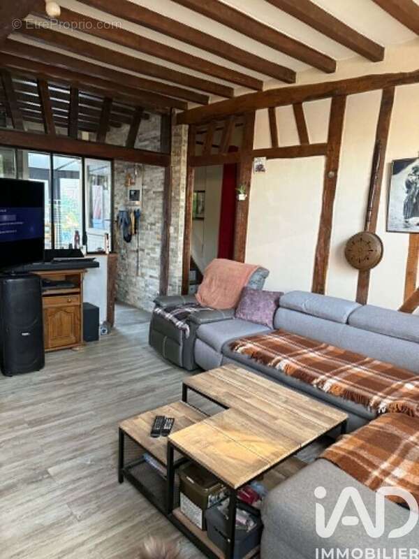 Photo 6 - Maison à MAIGNELAY-MONTIGNY