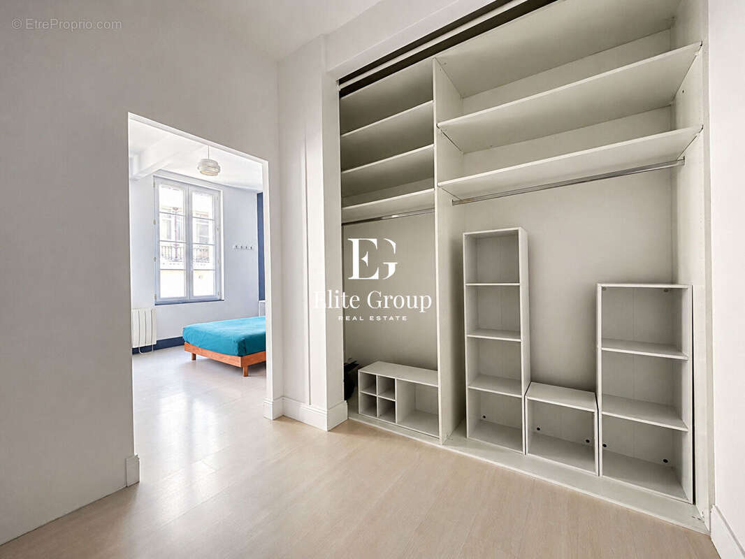 Élégant appartement esprit maison de ville avec terrasse sur les toits - photo 8