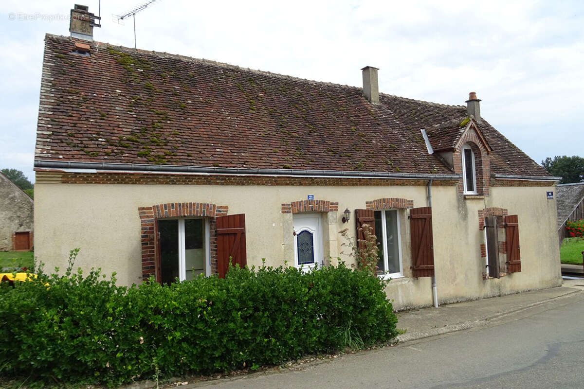 Maison à AUTHON-DU-PERCHE