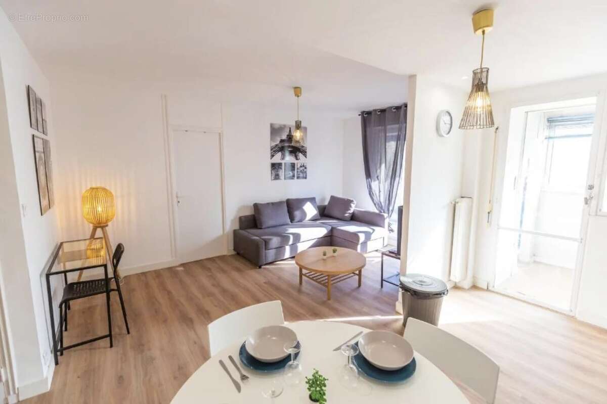 Appartement à MARSEILLE-3E