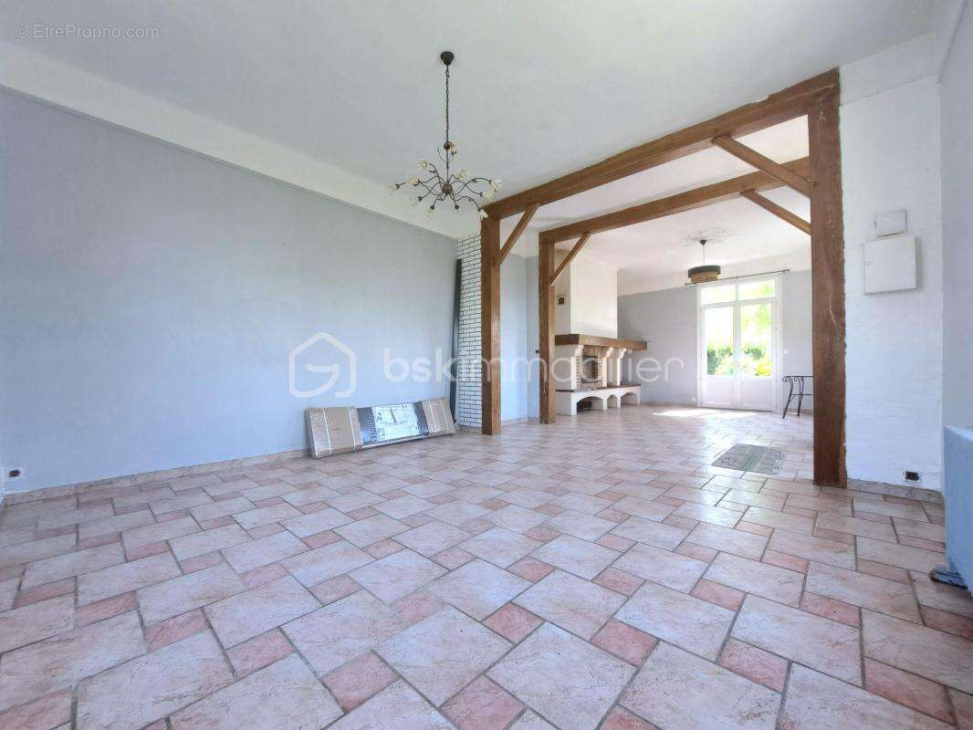 Maison de 5 chambres avec garage et jardin 3 minutes de nouvion, 10 minutes d'abbeville et environ 20 minutes de la baie de somm - photo 3