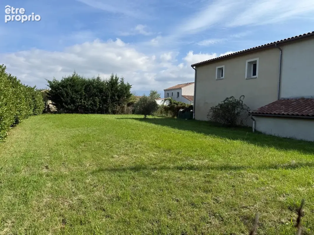 Terrain à ROMANS-SUR-ISERE