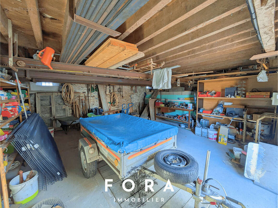 Maison à CONDE-SUR-NOIREAU