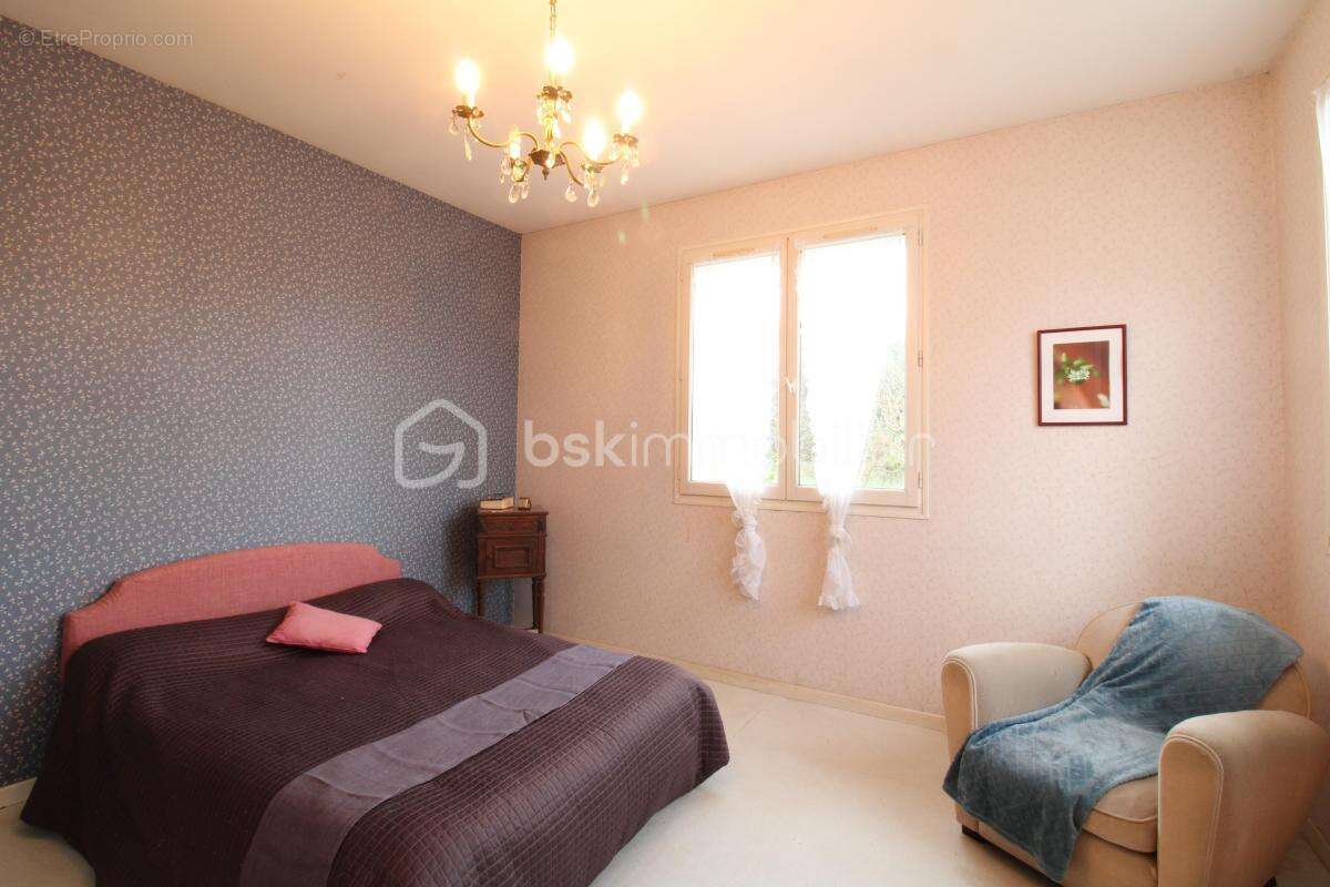 Maison à EUGENIE-LES-BAINS