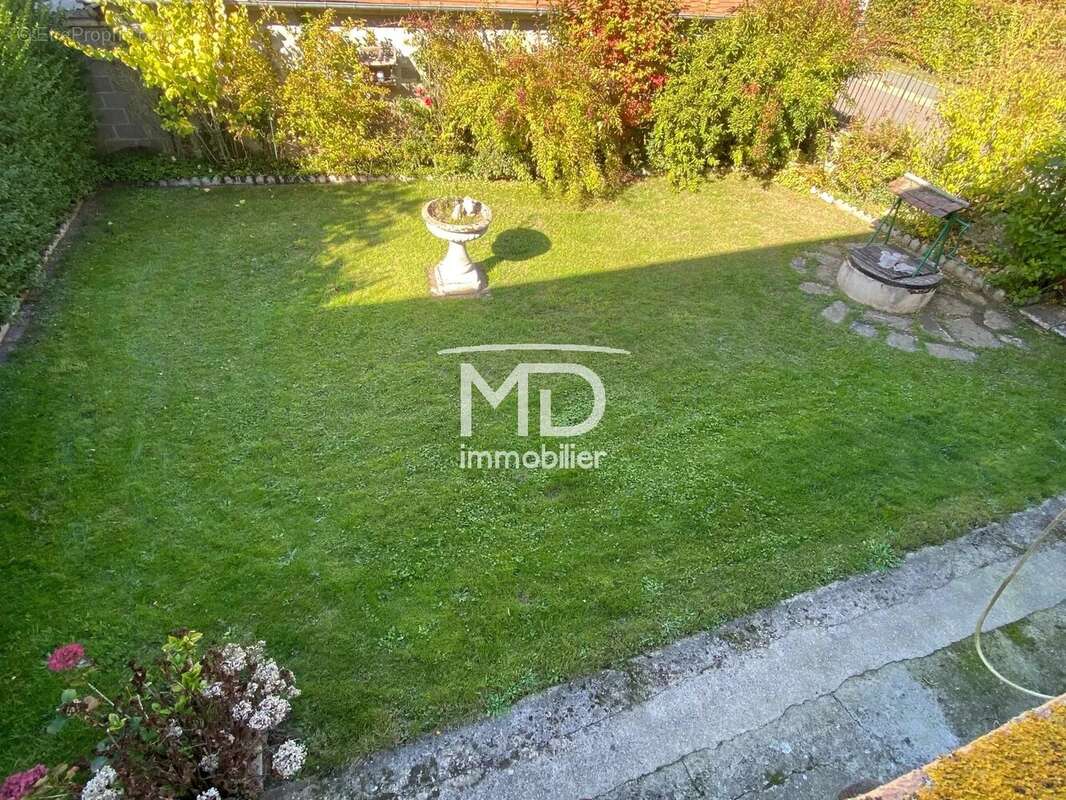 Maison à LES VENTES