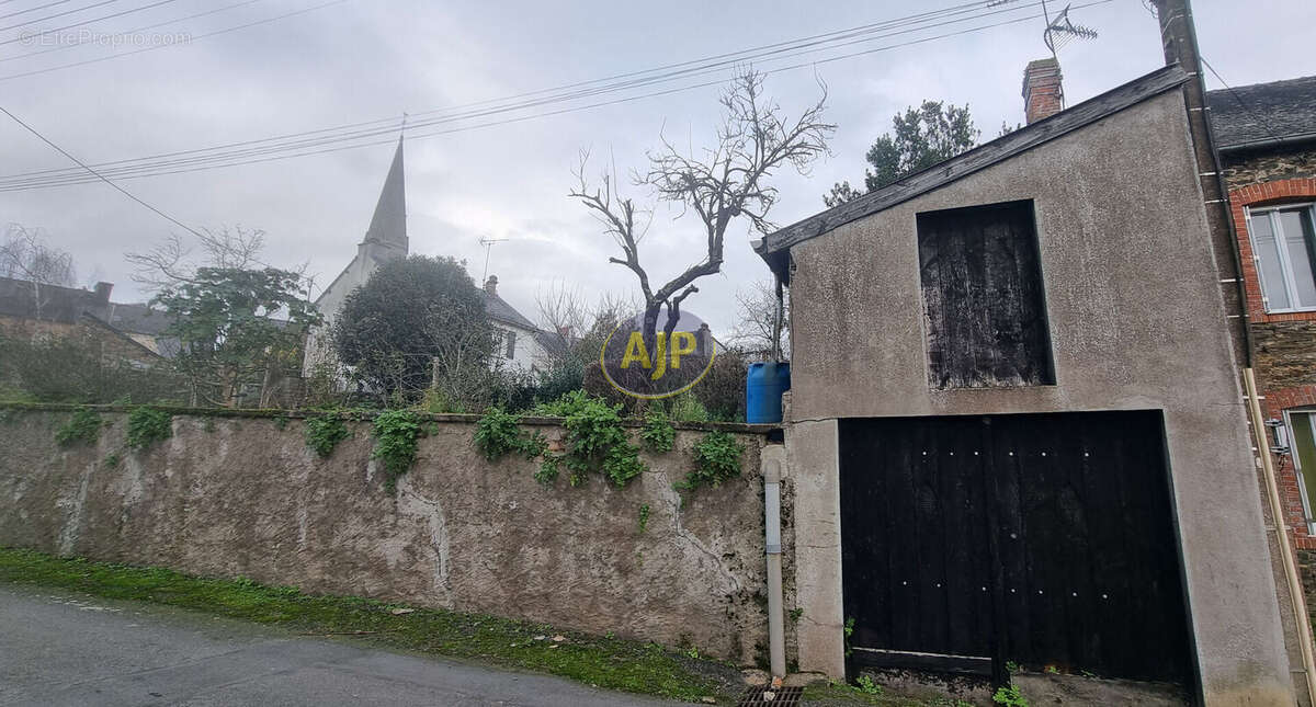 Maison à GUEMENE-PENFAO
