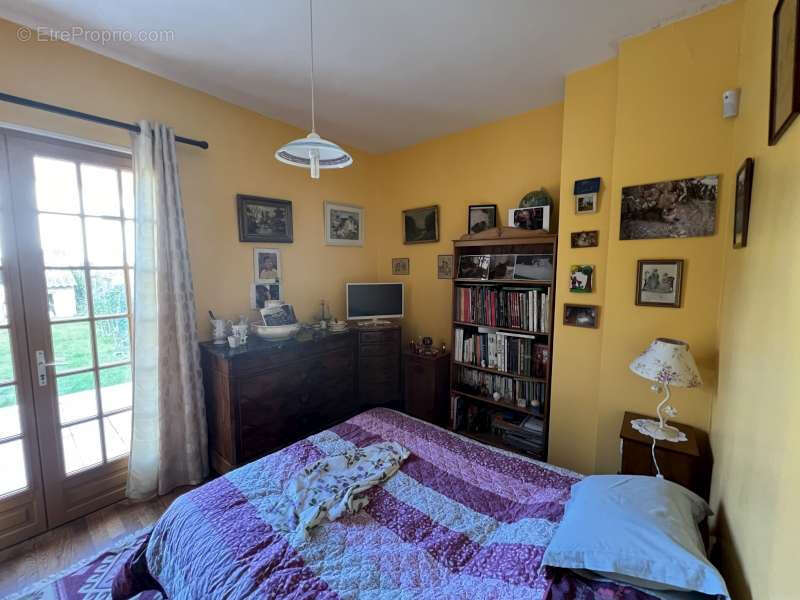 Maison à AUTEUIL