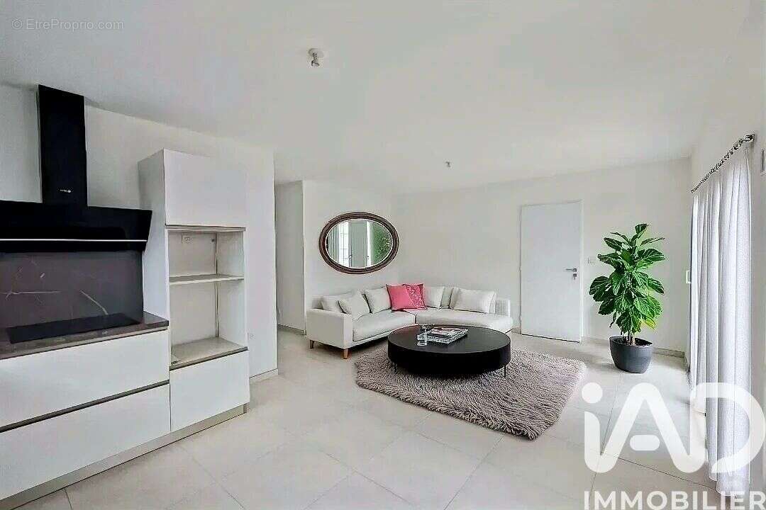 Photo 3 - Maison à SAINT-ALBAN-DU-RHONE