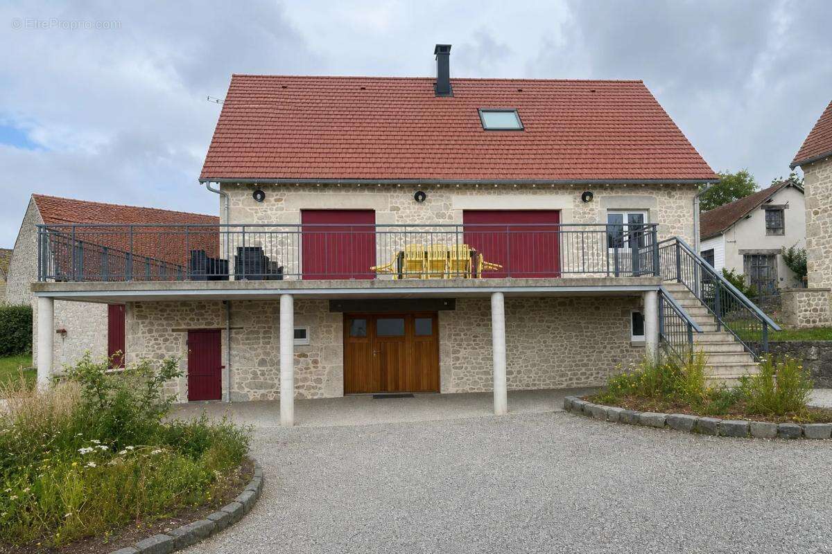 Maison à TRALAIGUES