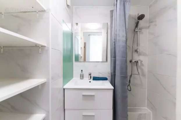 Appartement à MARSEILLE-2E