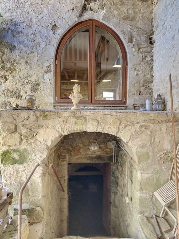 Maison à BRUYERES-ET-MONTBERAULT