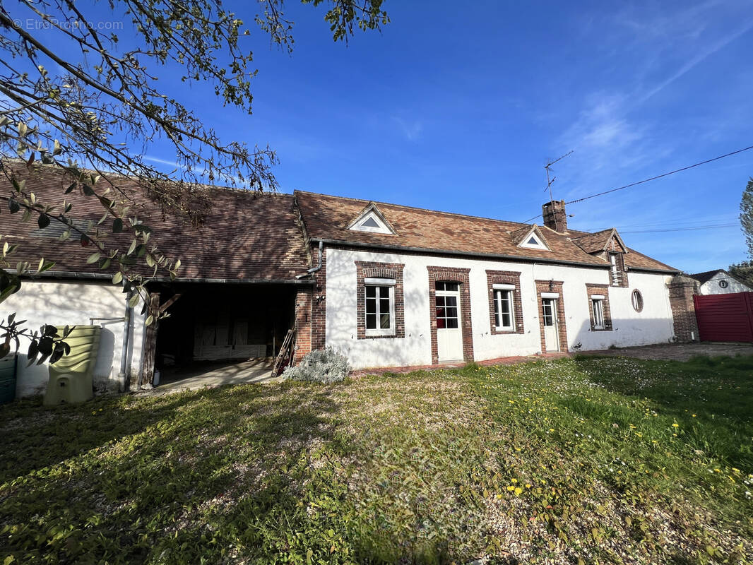 Maison à ABONDANT