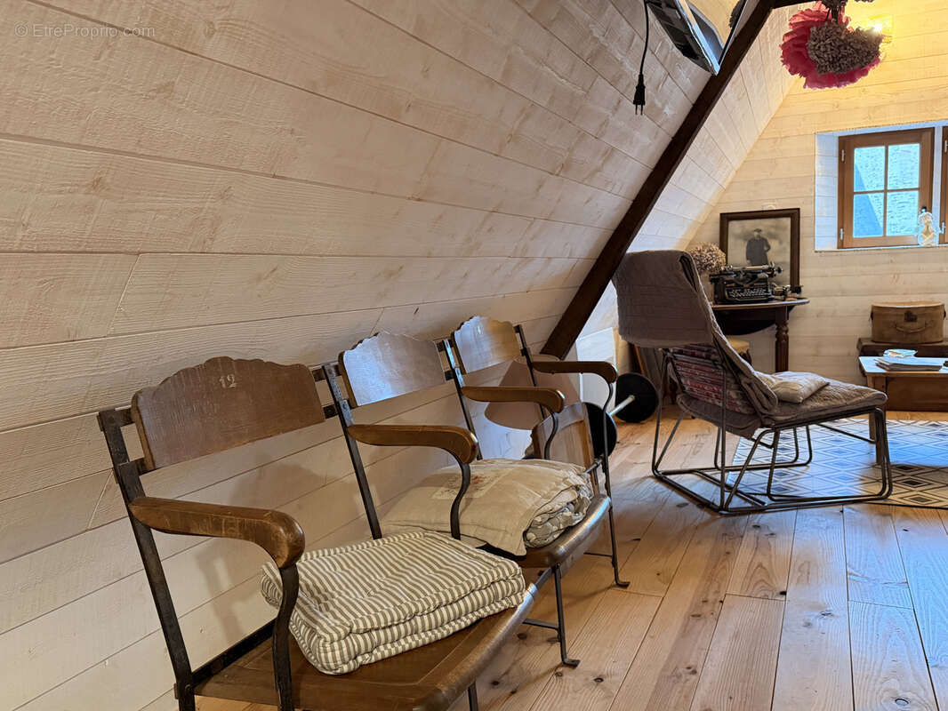 Maison à MALESTROIT