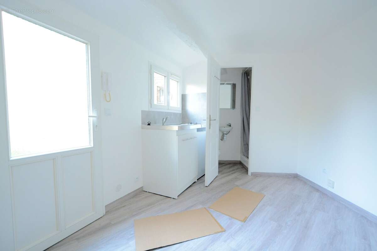 Appartement à SAINT-MAUR-DES-FOSSES