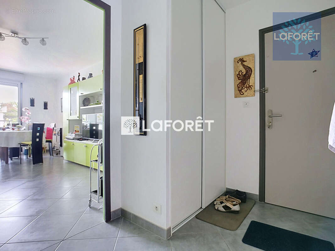 Rennes - Type 4 avec garage - 79.85 m² - photo 3
