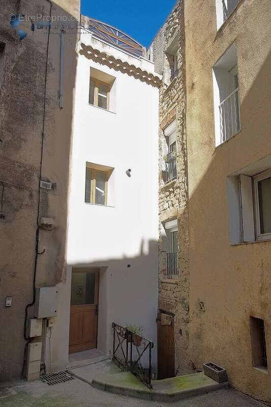 Appartement à TRETS