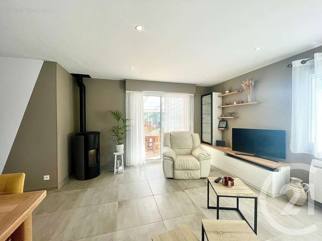 Maison à SAINTE-FOY