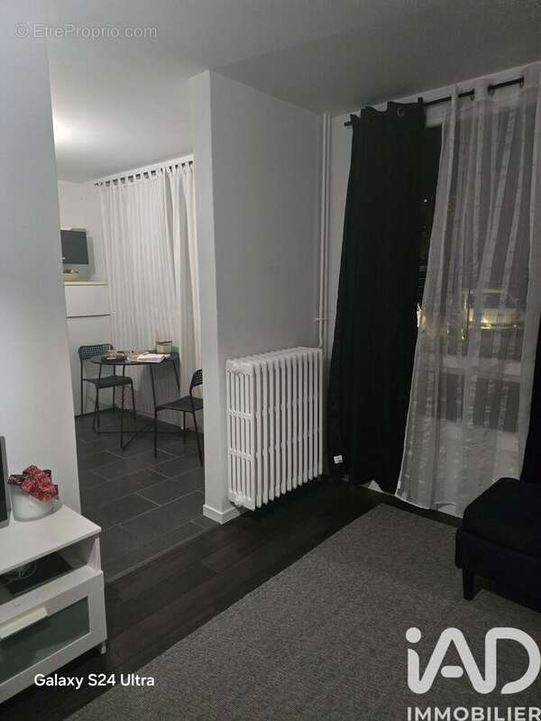 Photo 2 - Appartement à LYON-8E