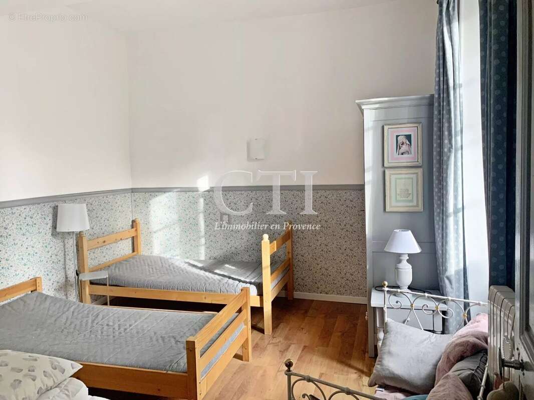 Maison à VAISON-LA-ROMAINE