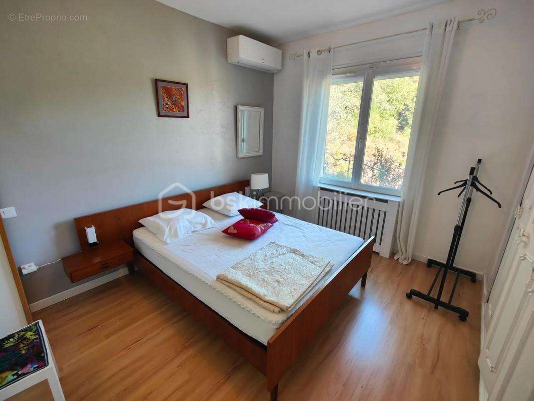 Maison à LAMALOU-LES-BAINS