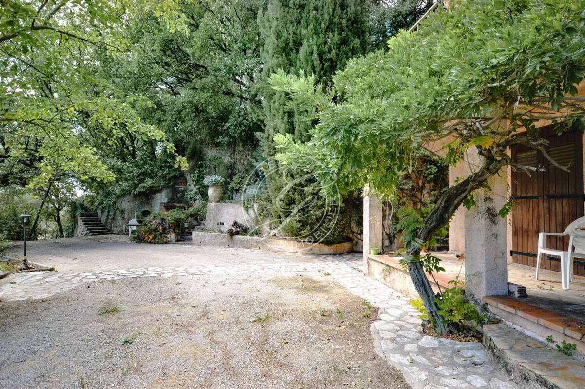 Maison à DRAGUIGNAN