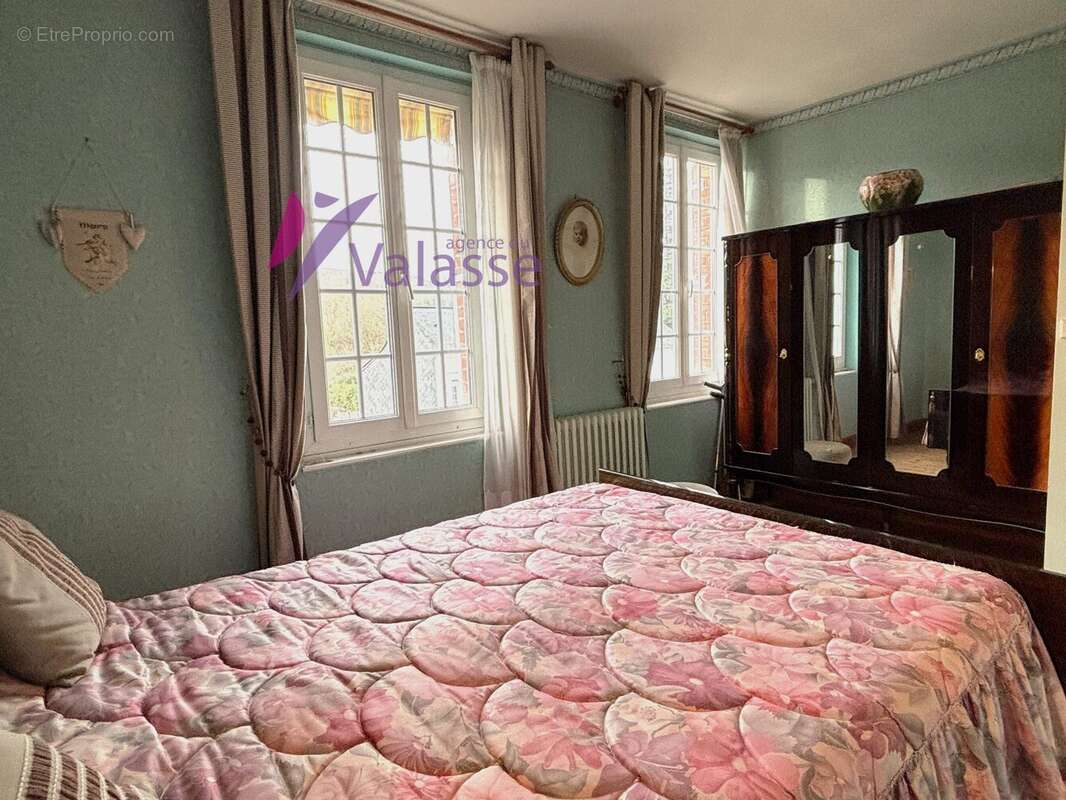 Maison à LILLEBONNE