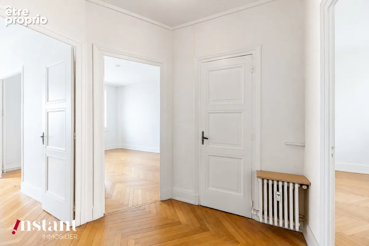 Lyon 7 - Jean Macé  T3 avec fort potentiel - 54 m² - photo 11