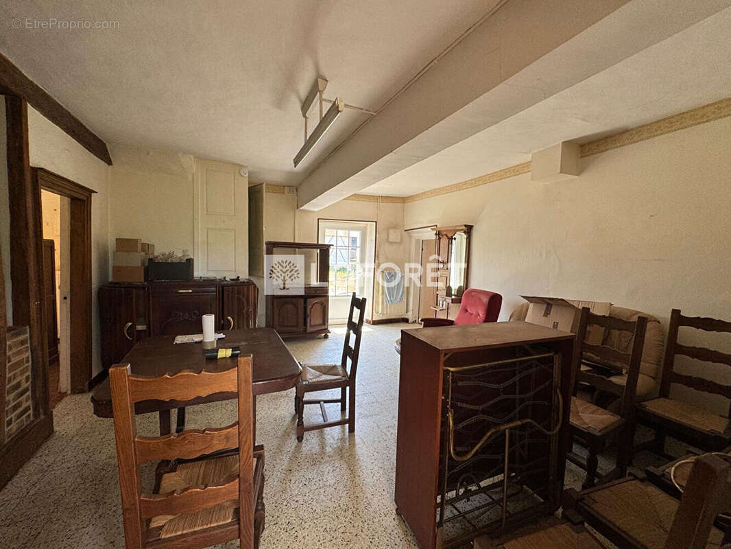 Maison à AIRION