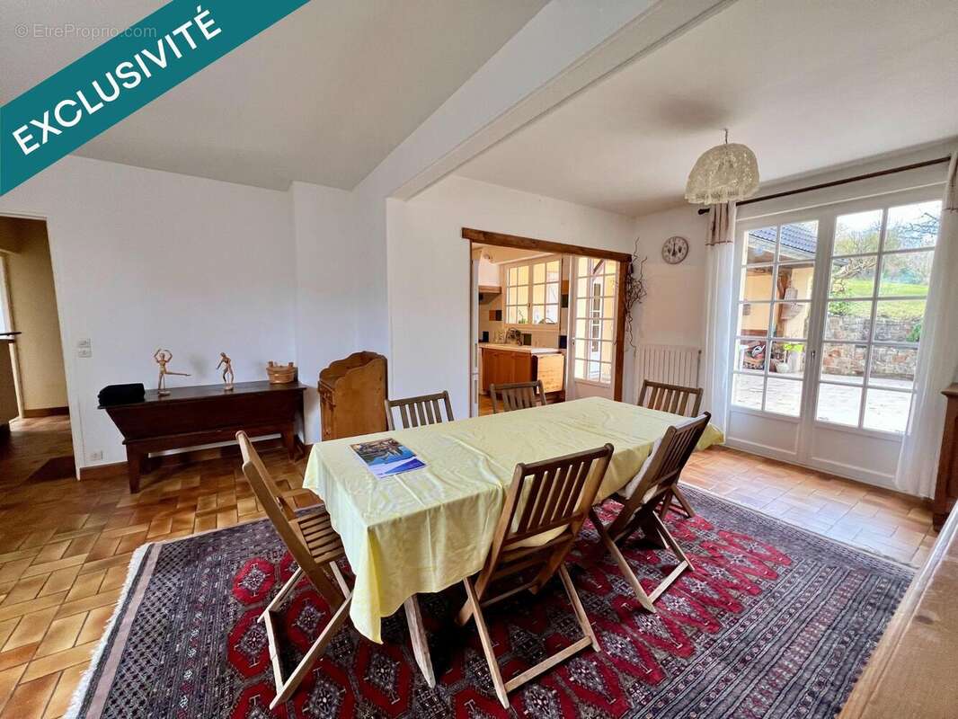 Photo 3 - Maison à VILLERS-COTTERETS