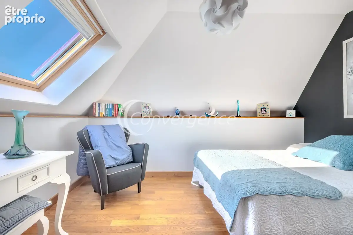 Grange rénovée de 204 m2 et gîte T3 indépendant de 72 m2 - photo 14