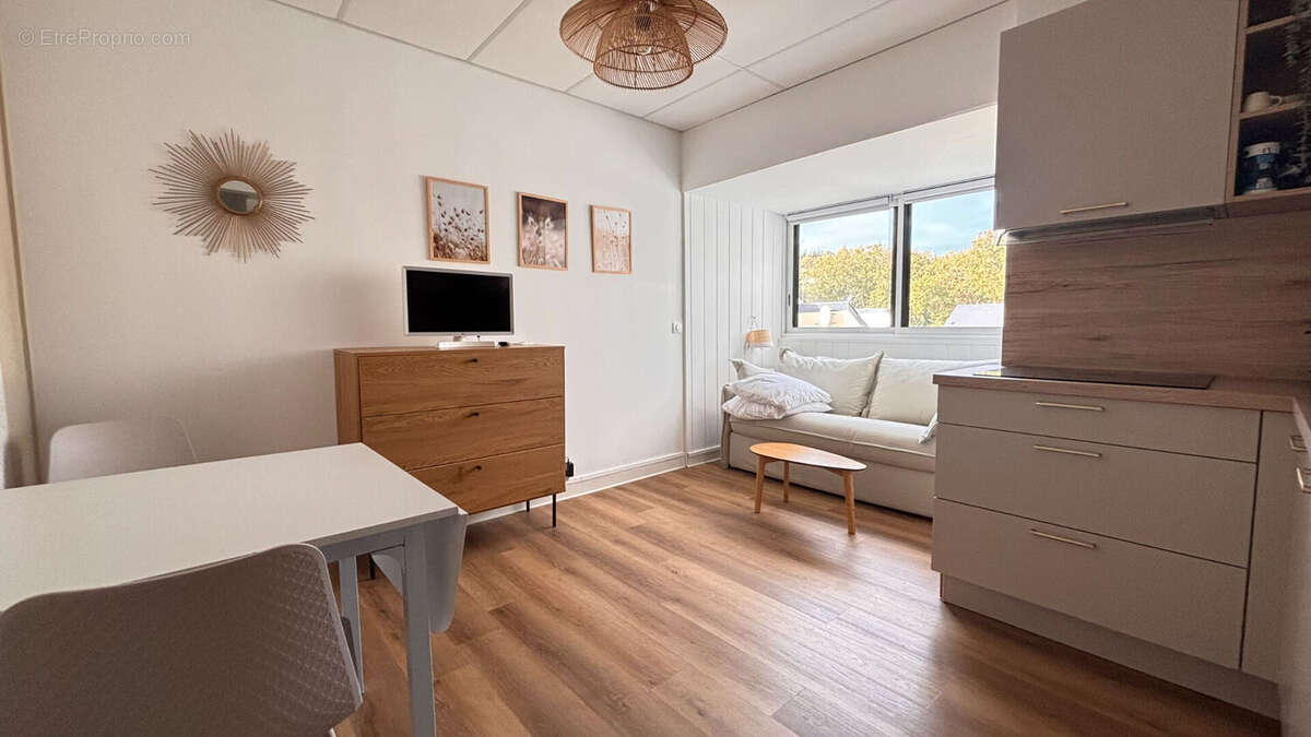 Appartement à COMBRIT