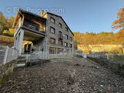 Maison à LA MONNERIE-LE-MONTEL