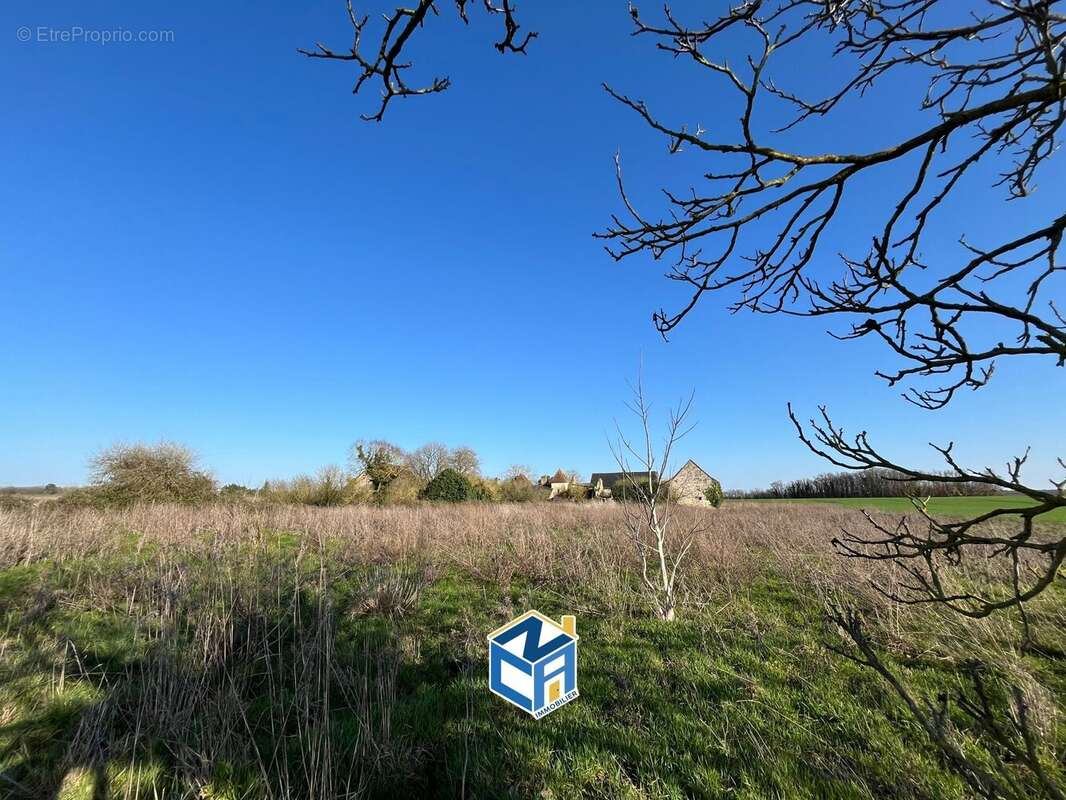 Maison à MARCE-SUR-ESVES