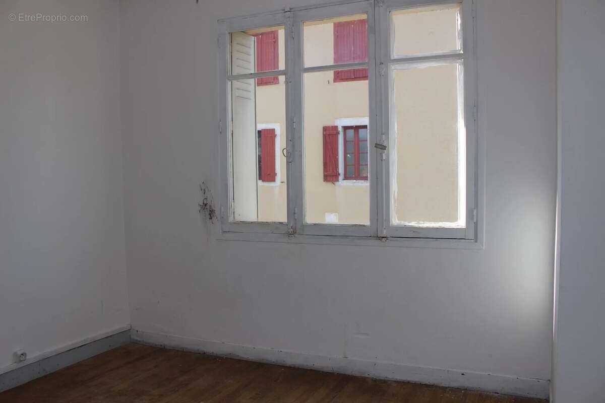 Appartement à MONTREJEAU