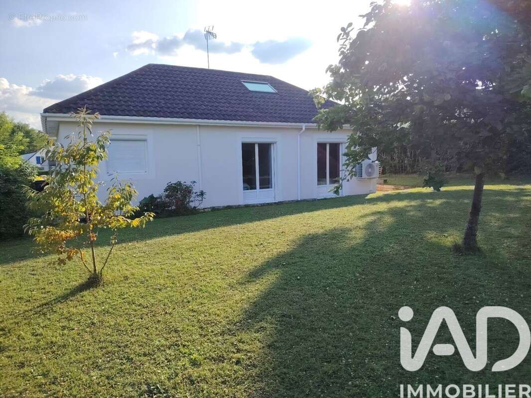 Photo 3 - Maison à LESIGNY