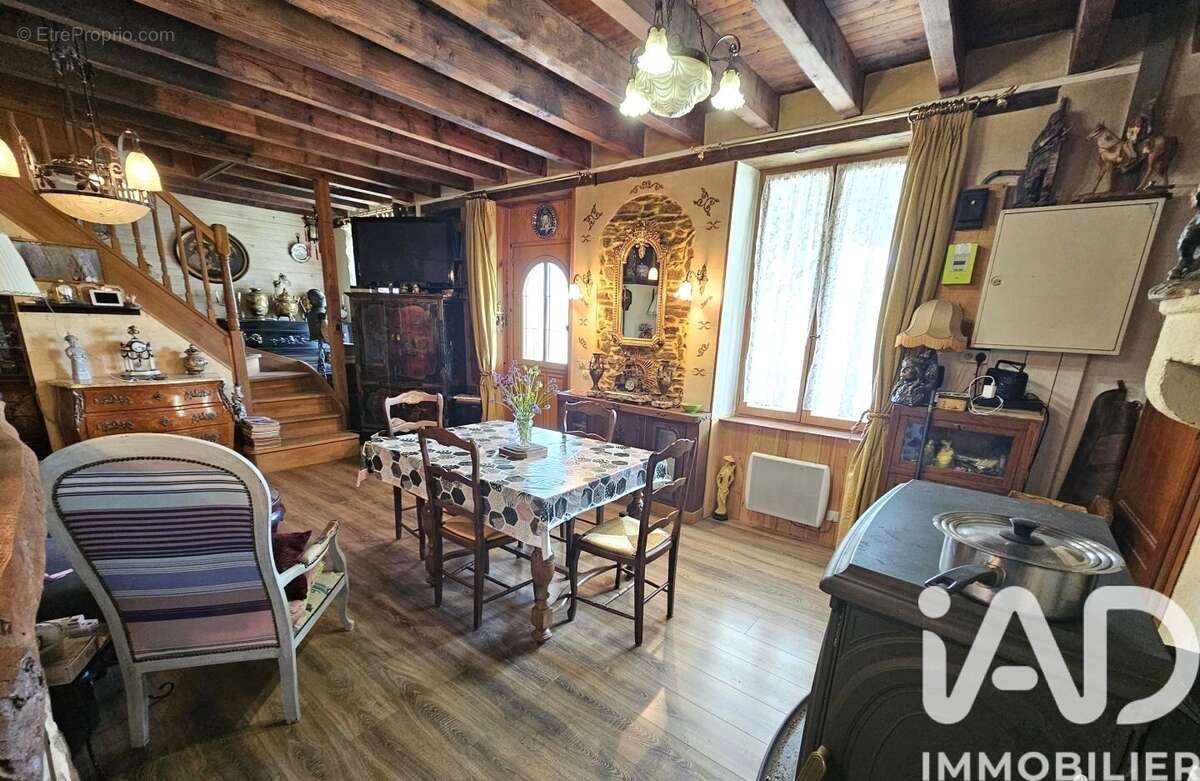 Photo 3 - Maison à SAINT-SATURNIN